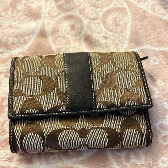 Brown Coach Wallet with C logo used condition PURSE-SALE was$35 p3 - Picture 1 of 10